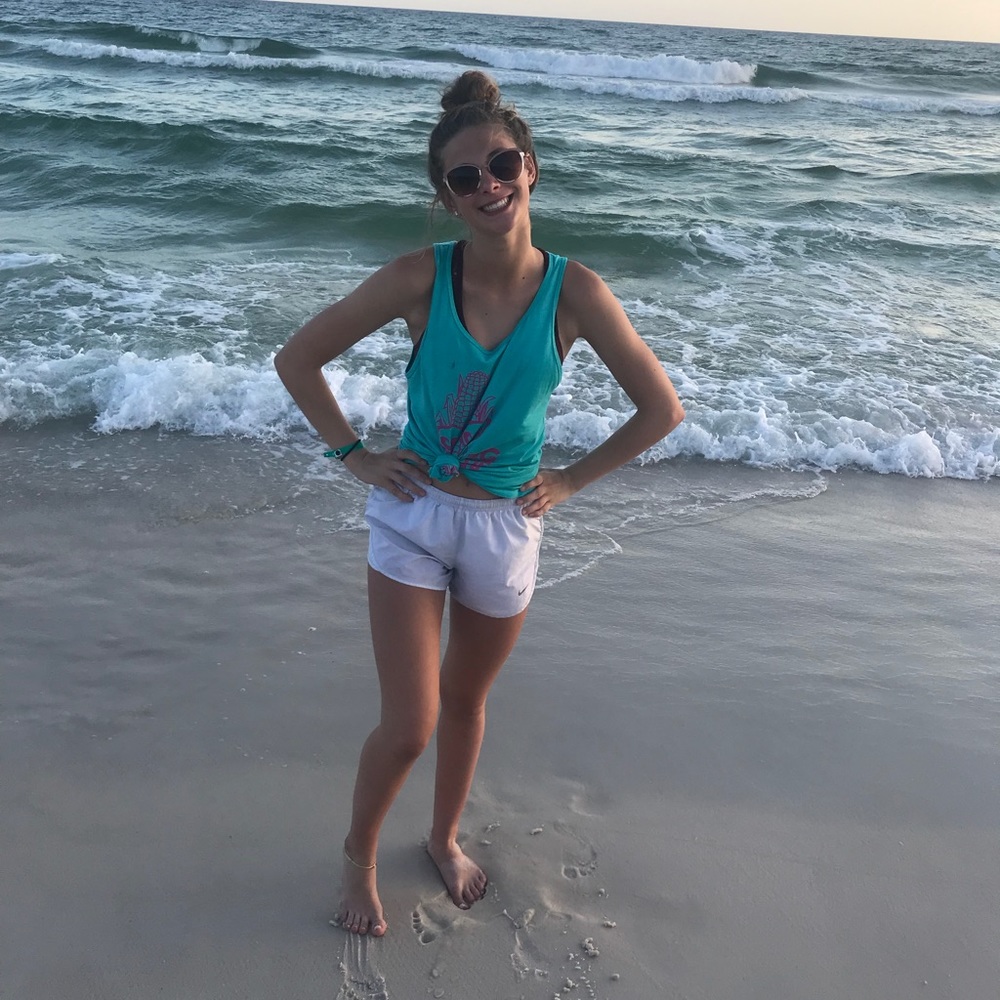 Meet your Posher, Kaitlyn